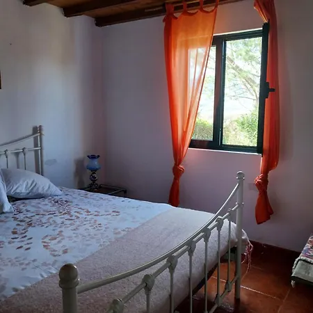 Nyaraló Casa Das Eiras Do Ferro, Rua Lage De Bica Ferro (Covilha)